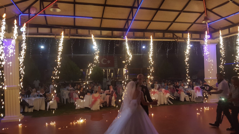 Yalım Garden  Kır Bahçesi